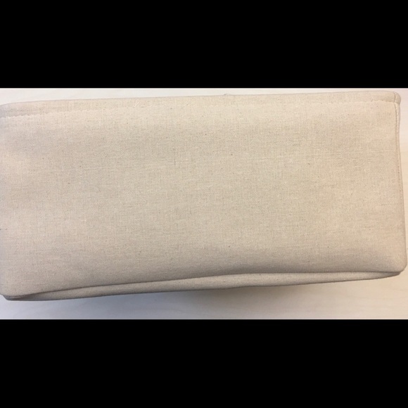 4X Posh Party Host Pick 🎉NWOT Bark in the Name of Love Tan Basket - Picture 8 of 8